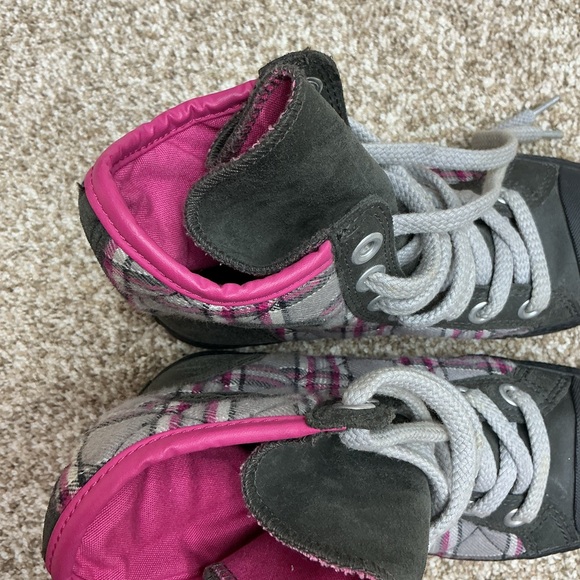 Converse Pink and Gray Plaid High-Top Boots - Picture 8 of 8